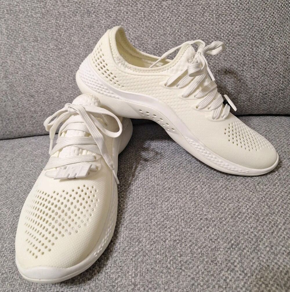 New Women's Crocs Literide 360 Pacer Walking/ Water Shoes..Sneakers. Size 8 NWOT